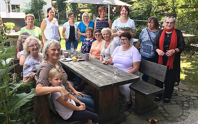 Frauen-Union kehrt schrittweise zur Normalität zurück