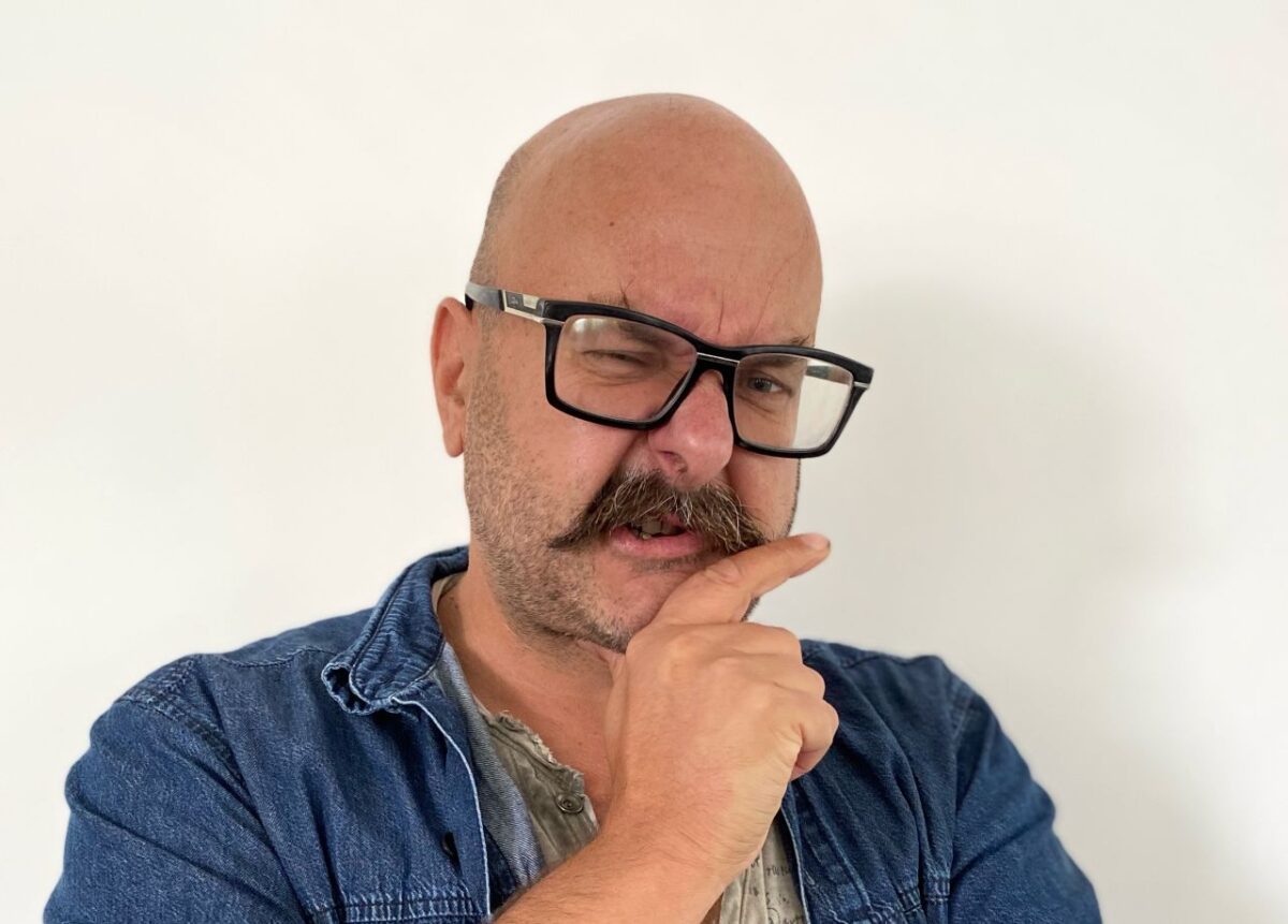 Bockboanig [ˈbɔkbaɪ̯nɪç]: Zivilcourage – muss ich da mein Handy weglegen?