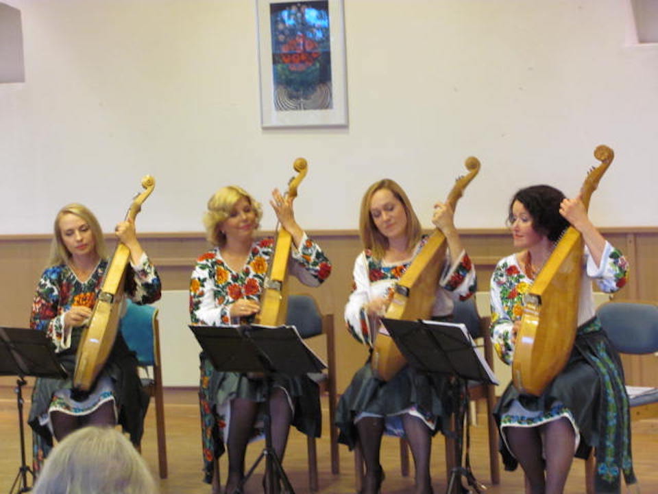 Das Lemberger Bandura-Quartett glänzte beim Benefizkonzert