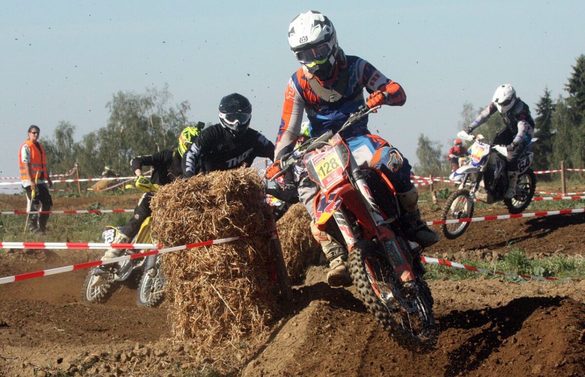 Stoppelfeldrennen: Endlich wieder Motocross vom Feinsten