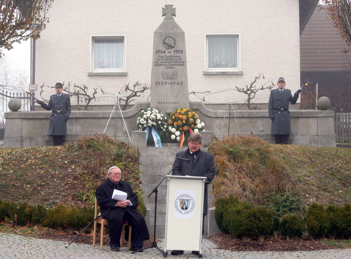 Kriegerdenkmal in Etzenricht wird 100 Jahre alt