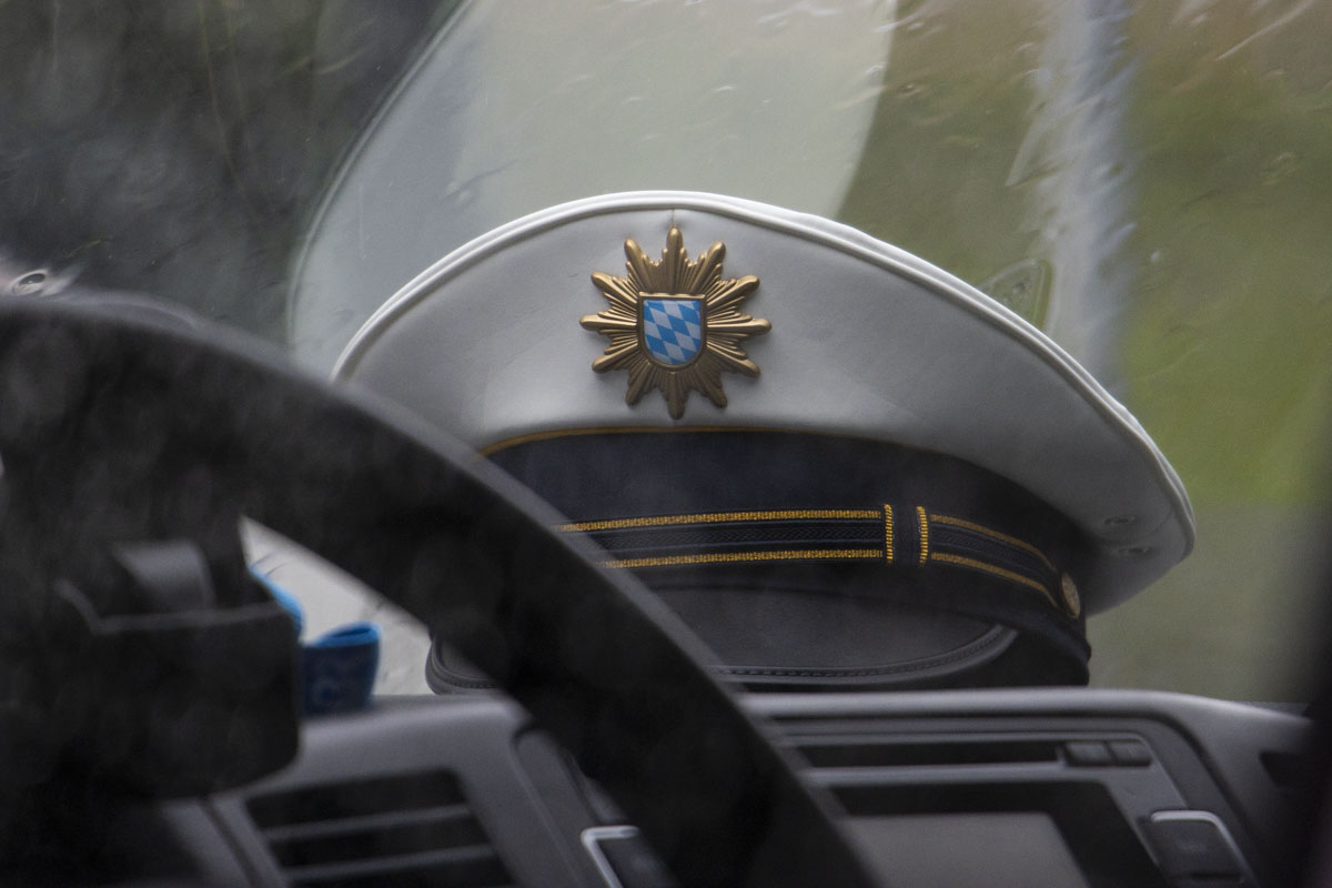 Brandstiftung, Bedrohung, Körperverletzung: nach Streit komplett die Kontrolle verloren