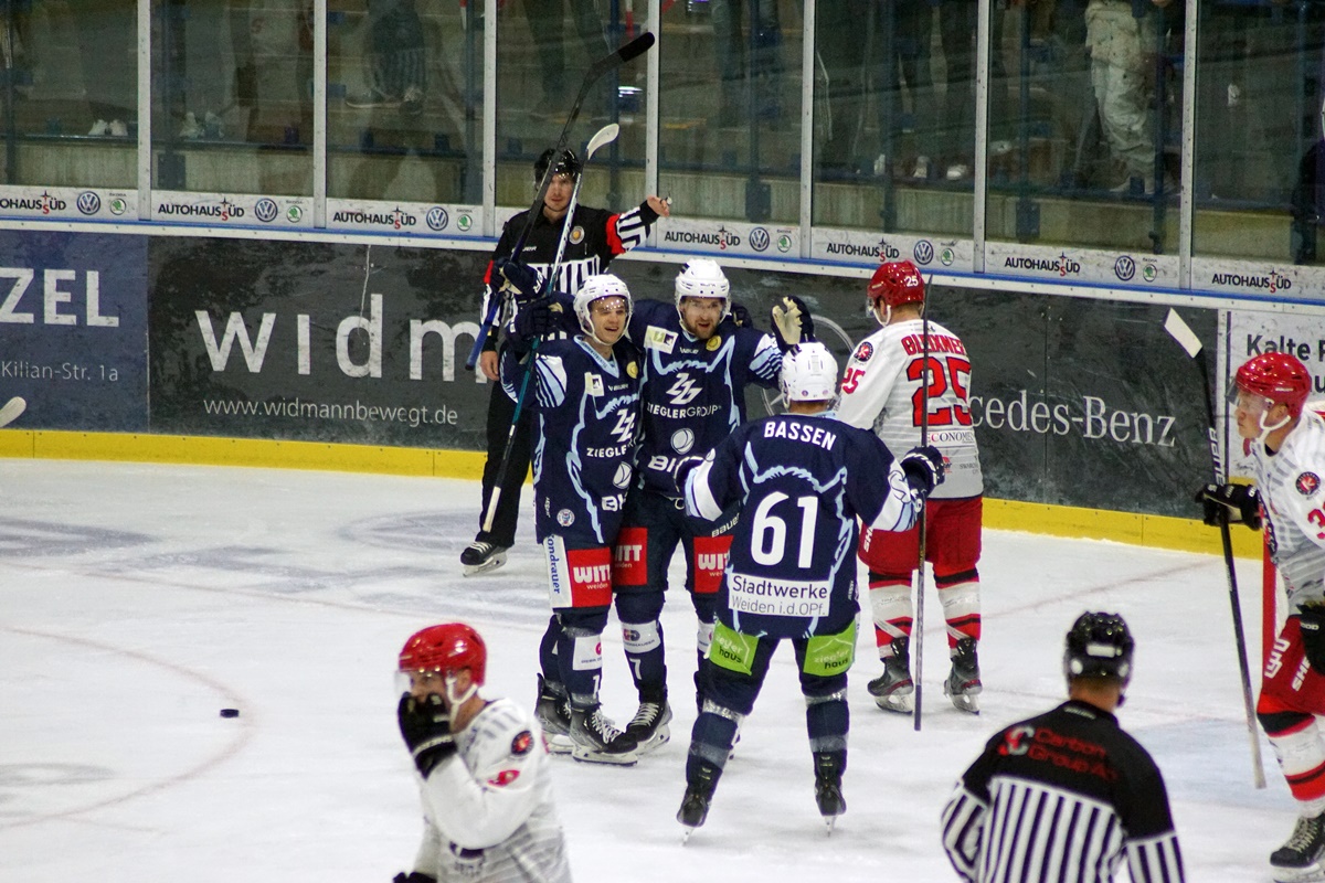 Blue Devils Weiden: Das erste Saisonspiel nur mit 5:0 gewonnen
