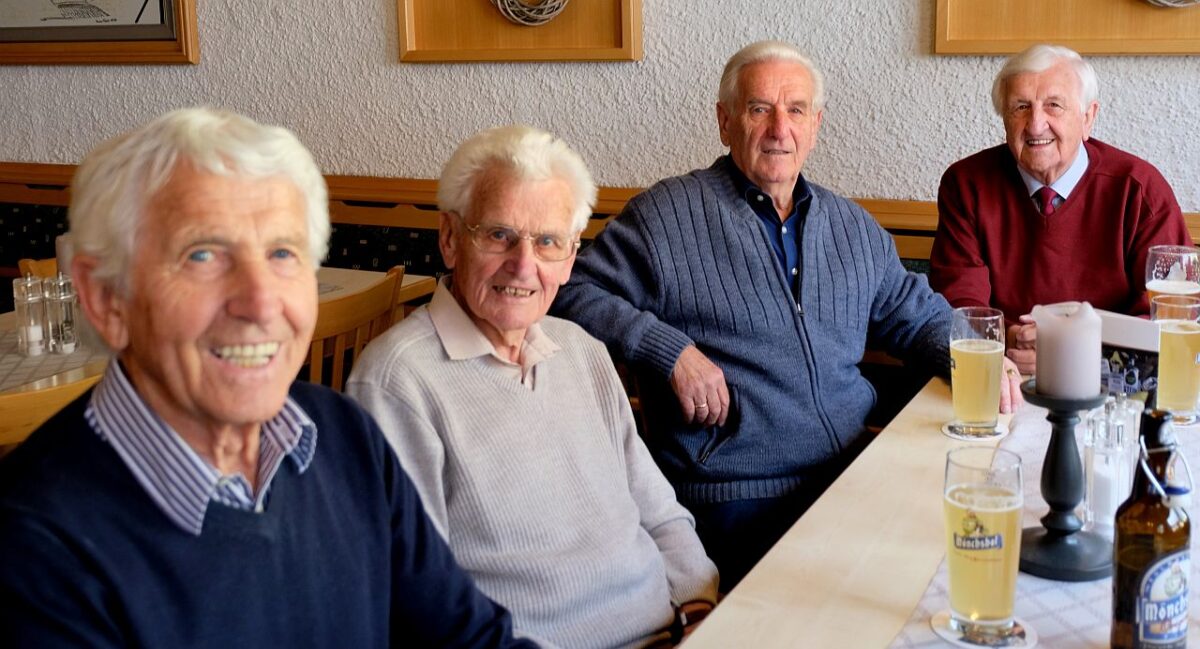 Brüdertreffen in Floß: Insgesamt 357 Jahre auf dem Buckel