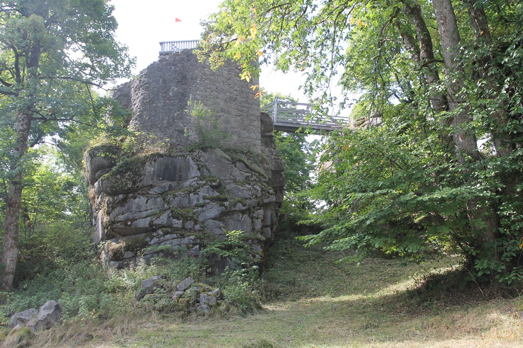 Zur Burgruine Schellenberg am „Tag des offenen Denkmals“
