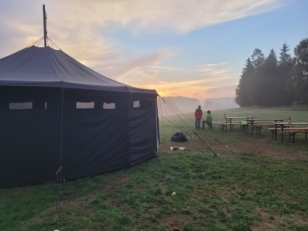 180 Jugendliche aus 22 Nationen erleben Natur in Tannenlohe/Falkenberg