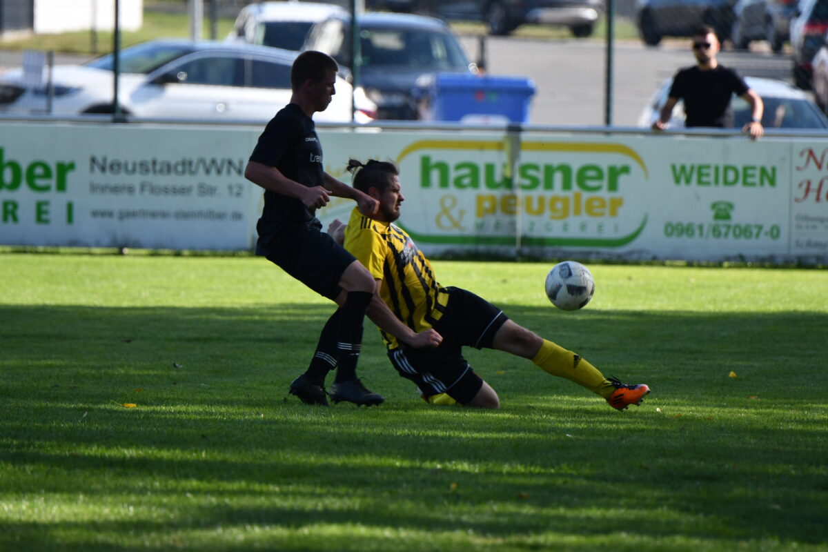 Kreisklasse Ost: SpVgg Windischeschenbach gewinnt Spitzenspiel beim SV Altenstadt