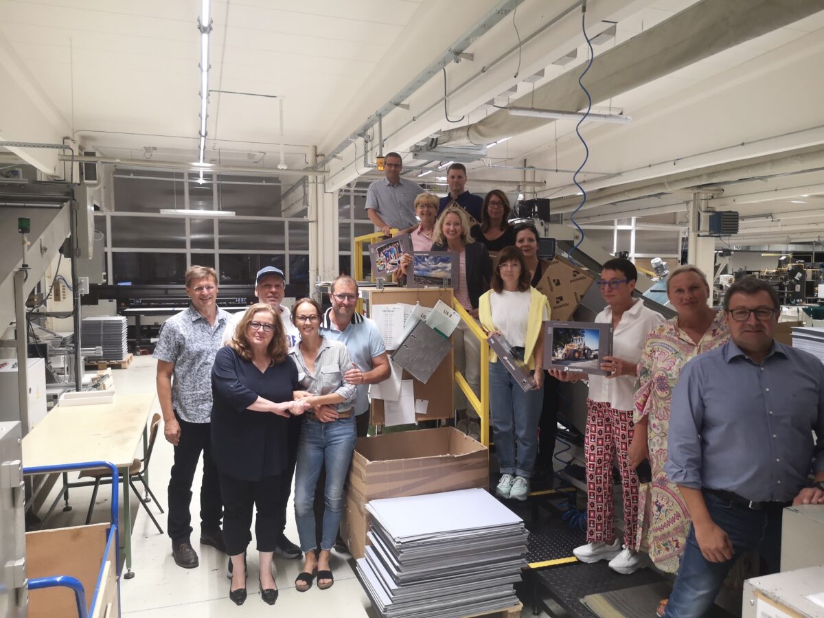 Lions Clubs Weiden – Goldene Straße besuchte den Puzzlehersteller puzzleYOU