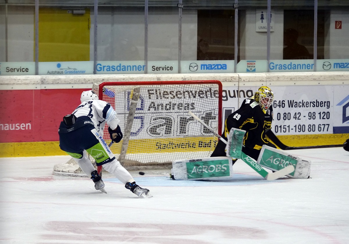 Blue Devils nehmen die Hürde Bad Tölz
