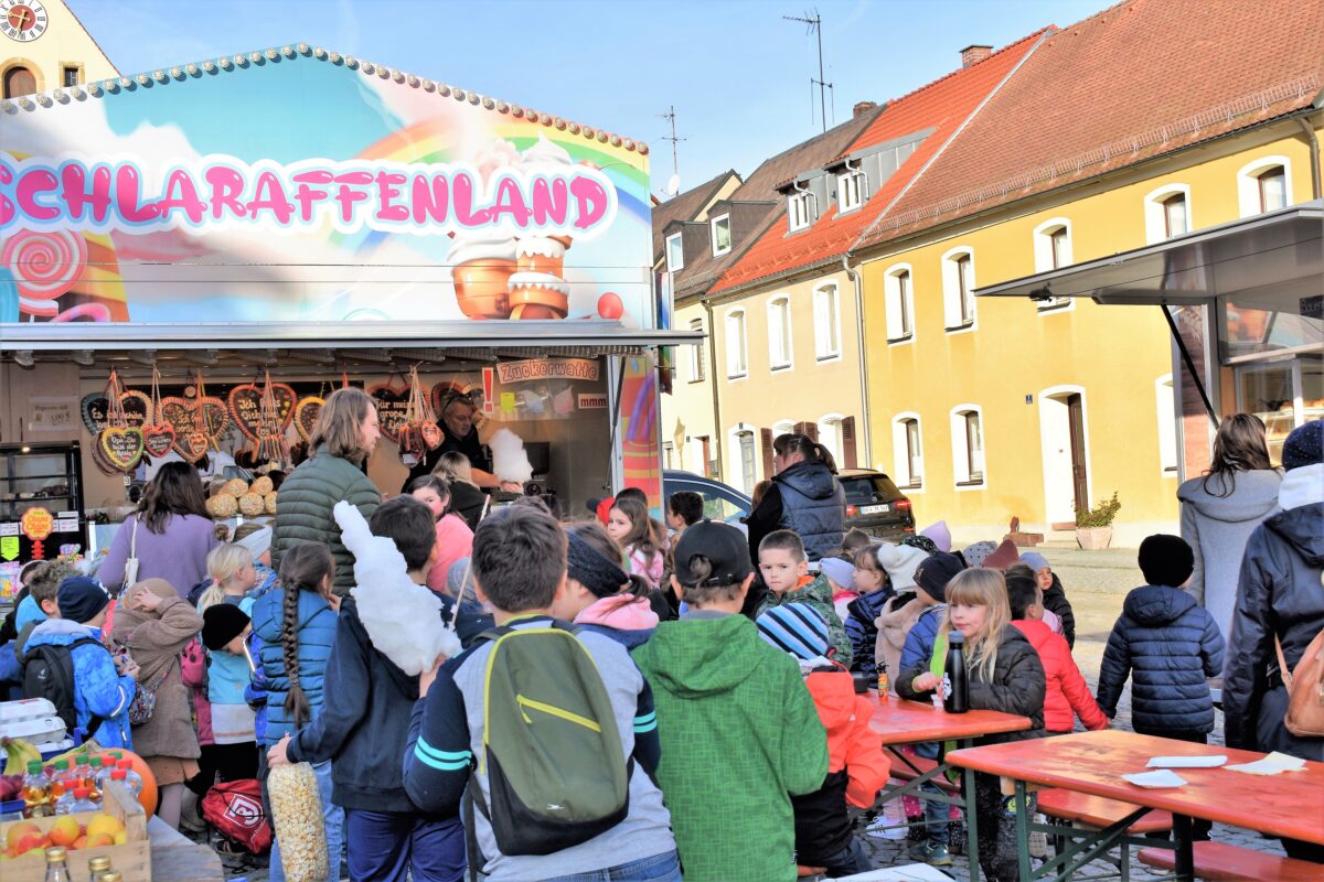 Watteweich und süß: Das war beim Herbstfest geboten
