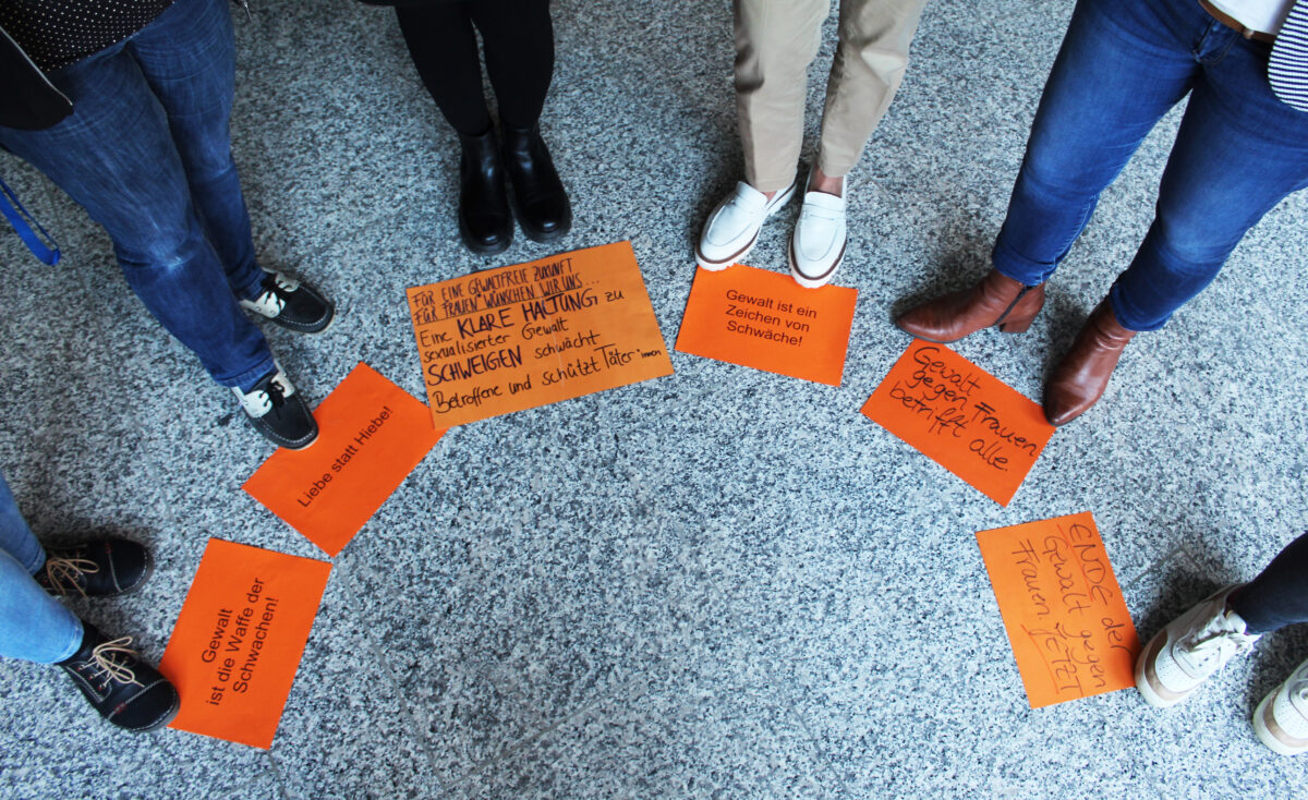 Mit der Farbe Orange gegen Gewalt