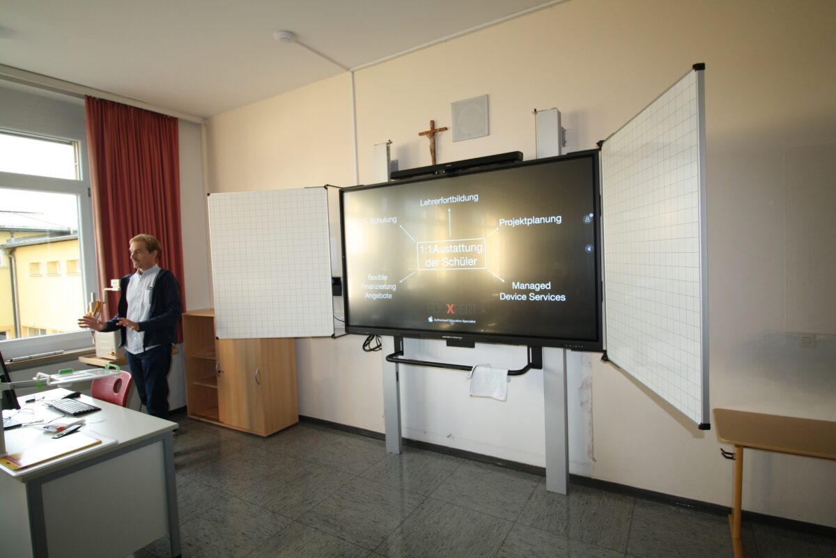 Pressather Schule stellt sich Digitalisierungswettbewerb
