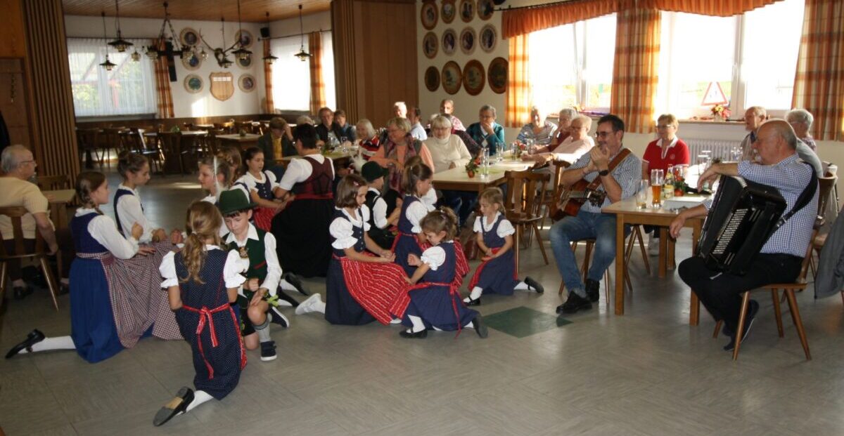 Tradition statt Kommerz: Oktoberfest des Katholischen Landvolks