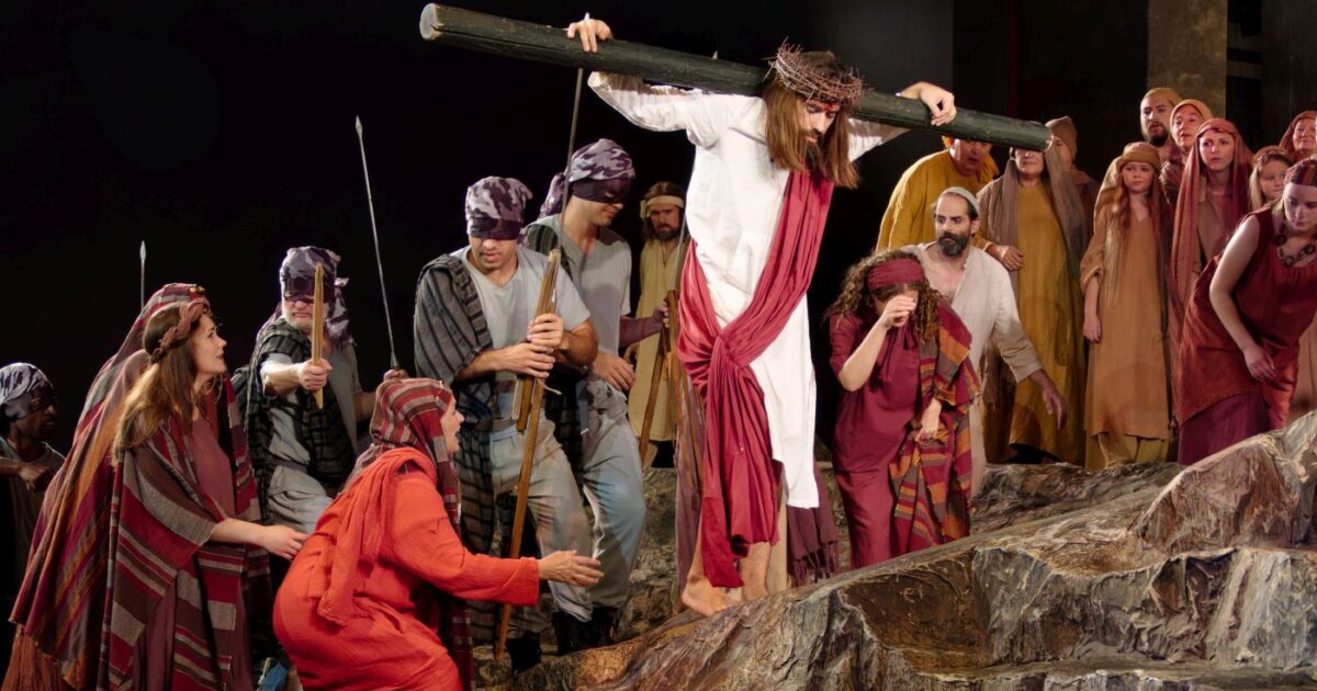 Eine himmlische Premiere der Neuen Tirschenreuther Passion