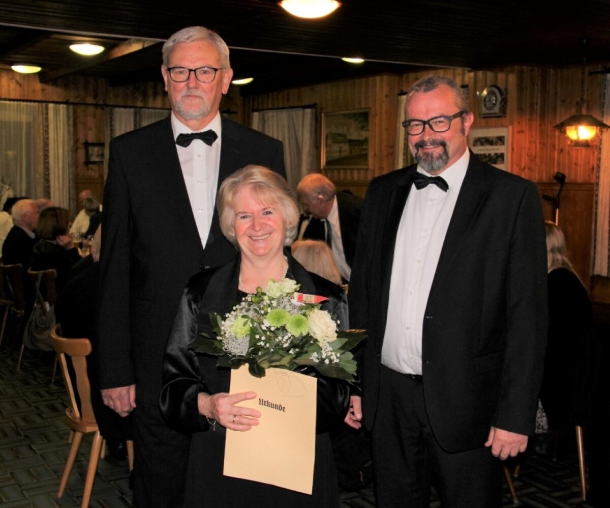 Hut ab vor der guten Seele des Salonorchesters