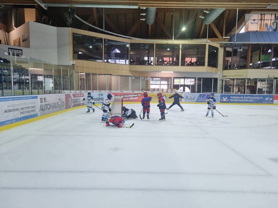 Eishockey-Nachwuchs: Nur die U 17-Jugend „rutschte“ aus