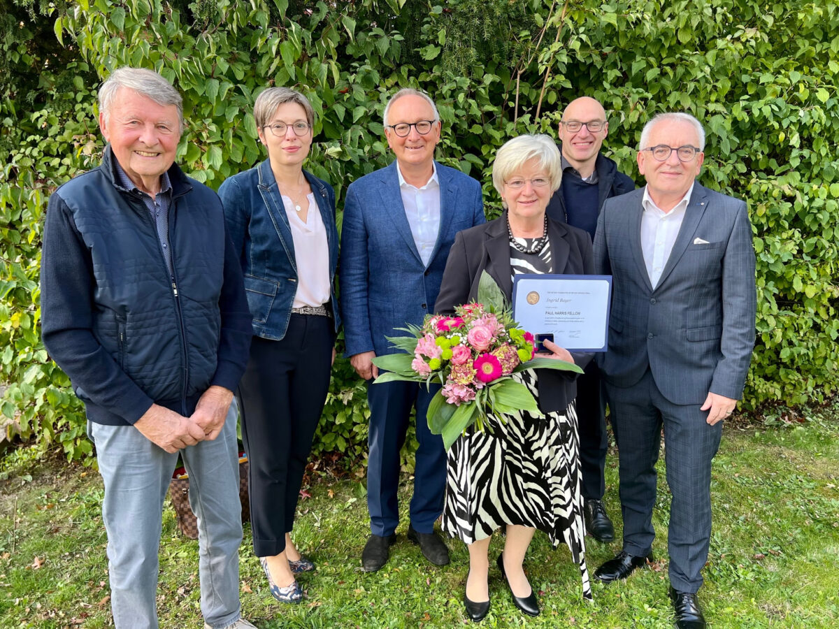 Rotary Hilfswerk: der Staffelstab wird weitergegeben