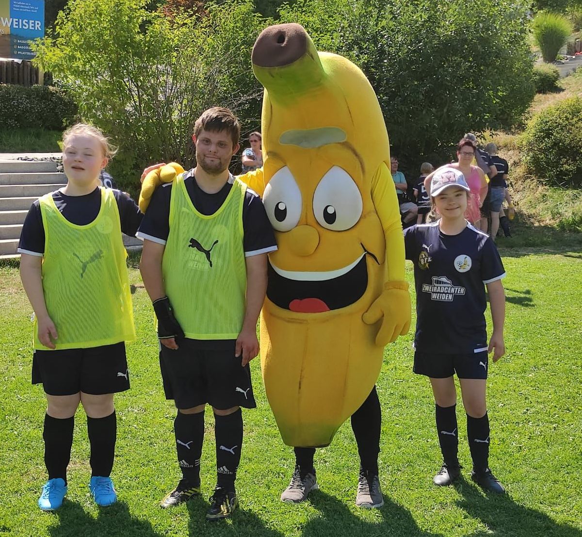 Team Bananenflanke: Trainer dringend gesucht!