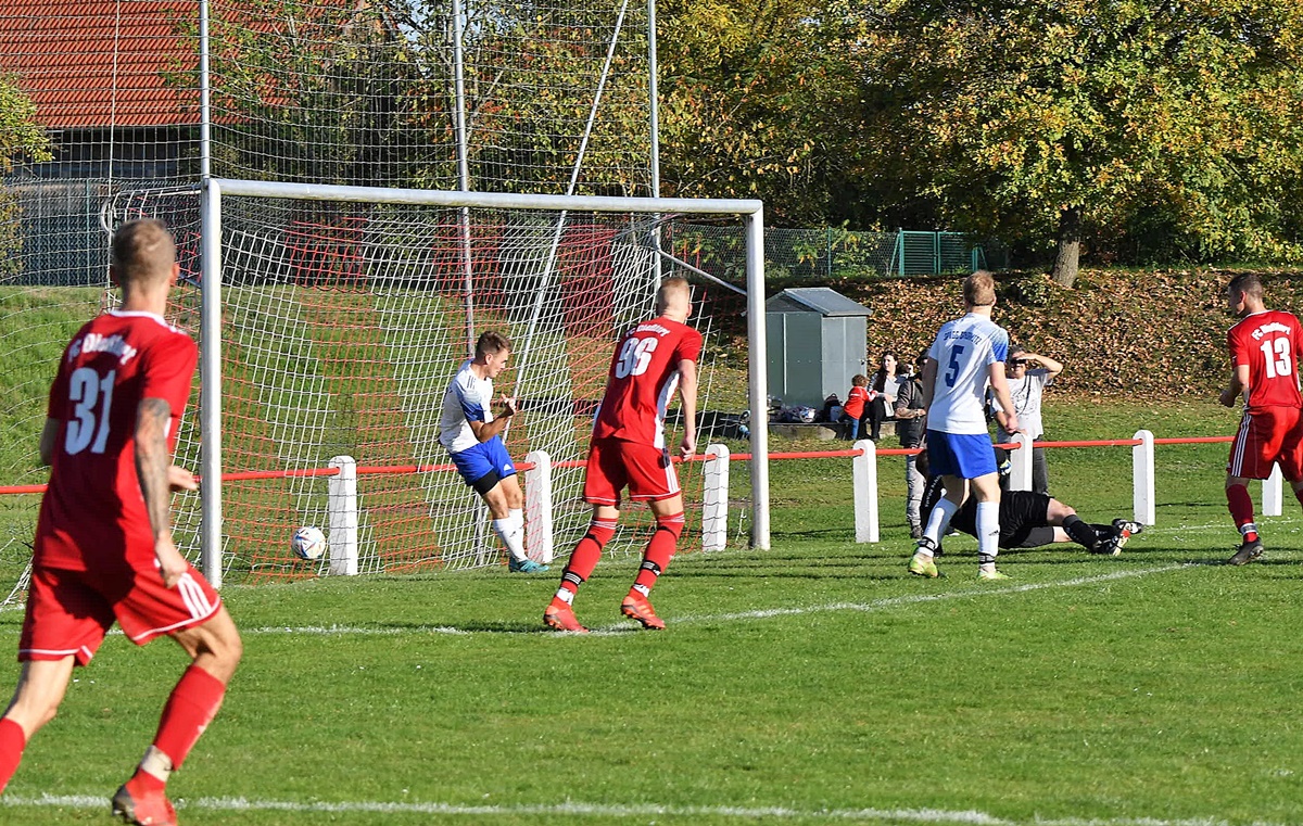 Kreisliga Nord: Herbstmeister Schirmitz verliert in Dießfurt, Mantel feiert ersten Sieg