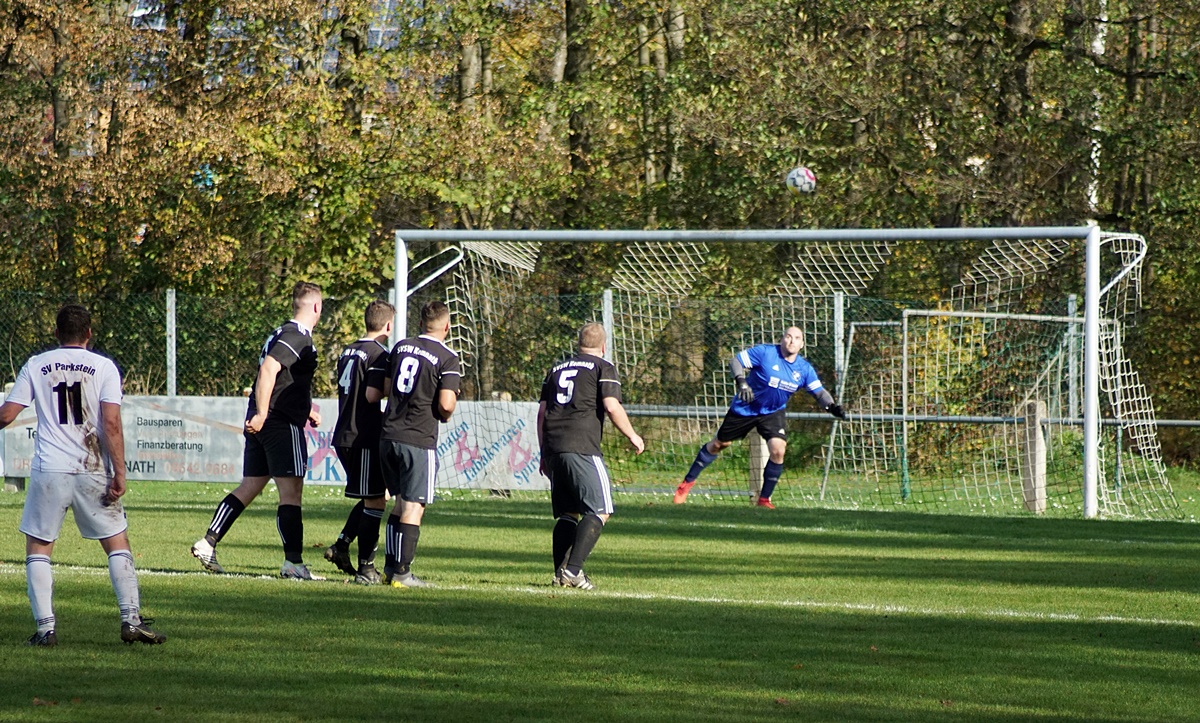 A-Klasse West: Schwarzenbach und Kastl weiterhin im Gleichschritt