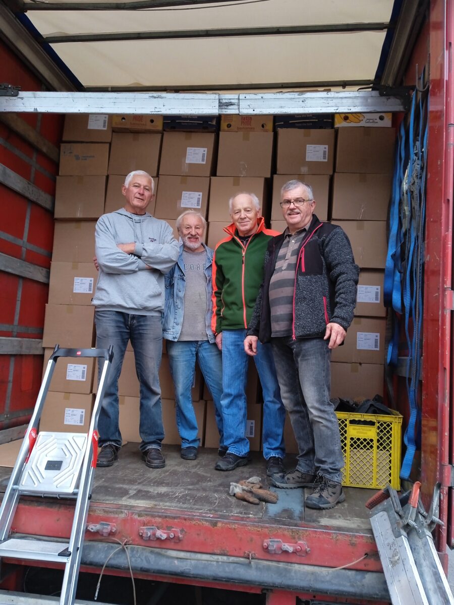 Stütze der humanitären Hilfe: Erfolgreiche Altkleidersammlung