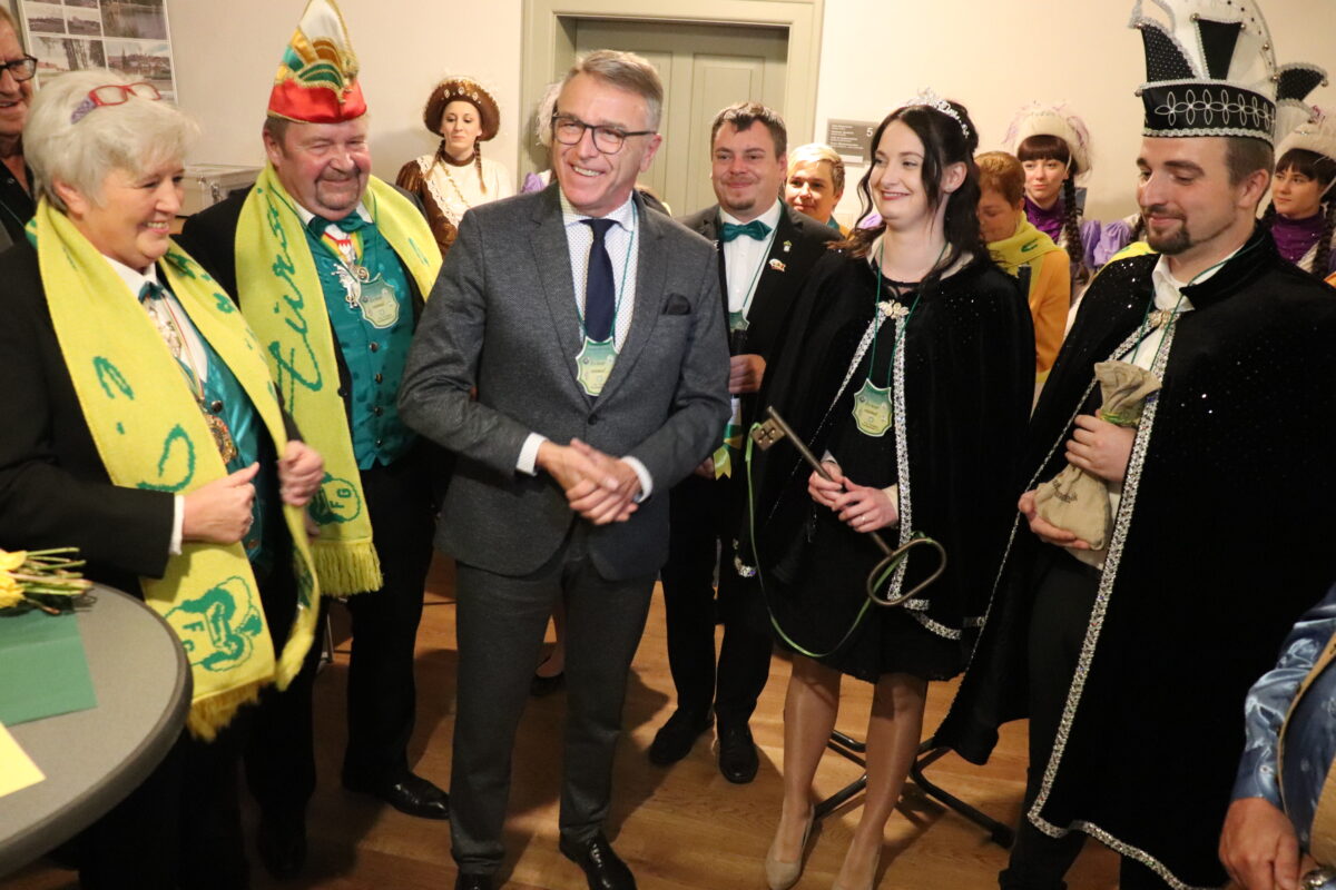 Auch in Tirschenreuth läutete man den Fasching ein