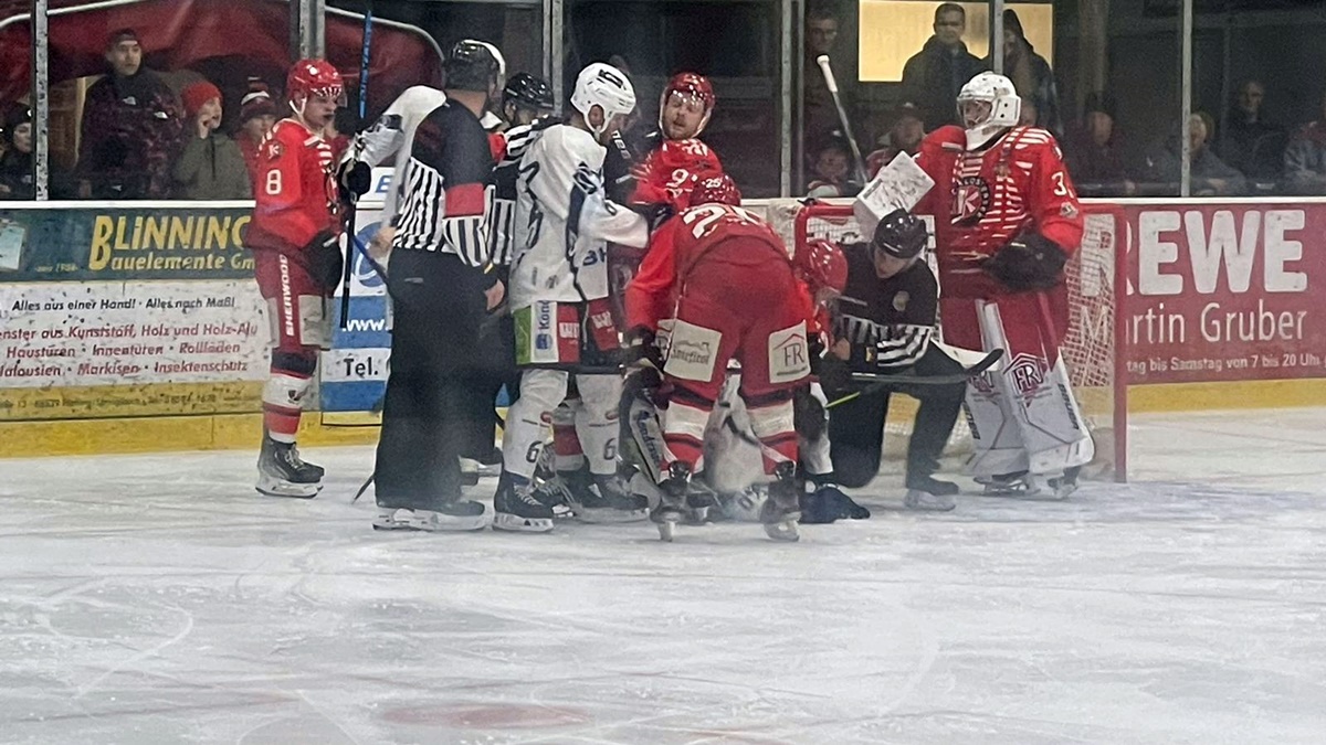 Blue Devils Weiden: 4:2-Arbeitssieg beim Schlusslicht