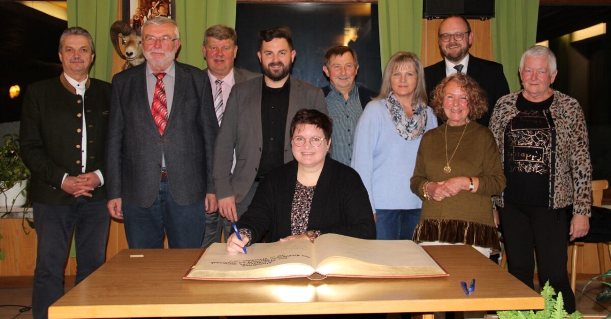 Landkreis Neustadt/WN verleiht den Sozialpreis