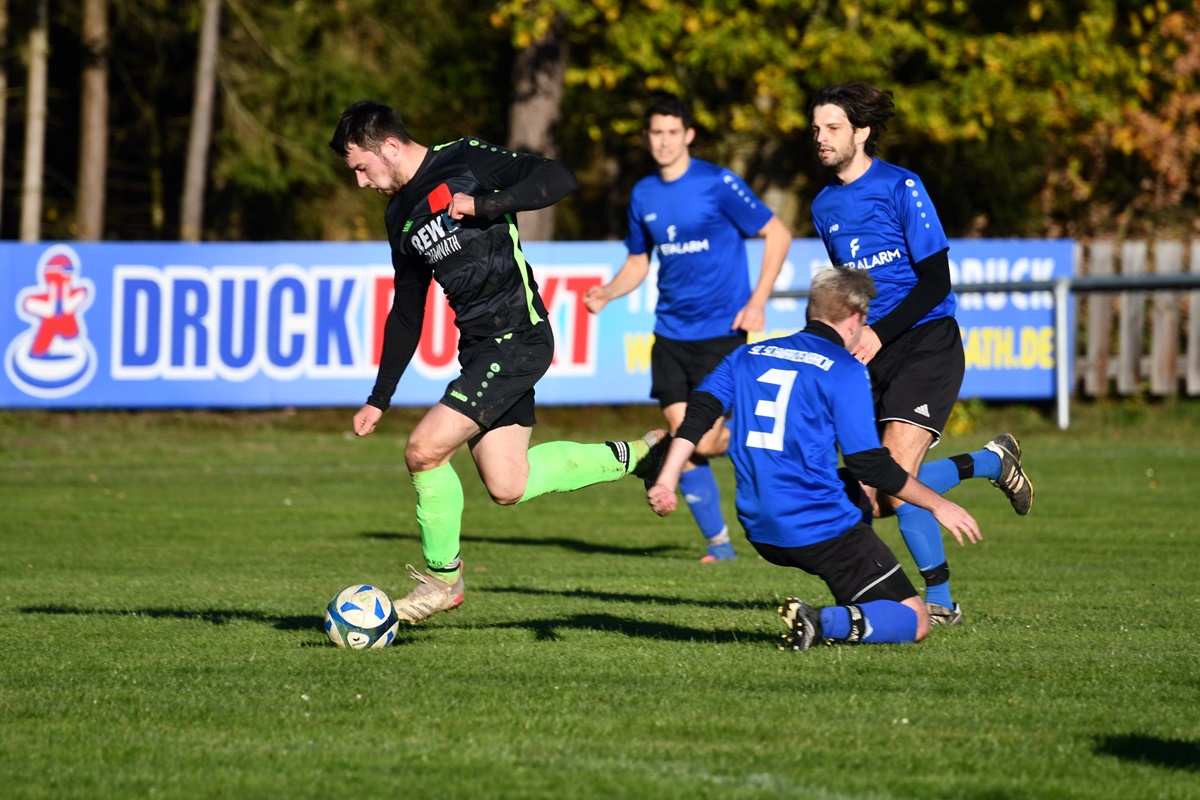 A-Klasse West: SC Schwarzenbach und TSV Kastl geben sich keine Blöße