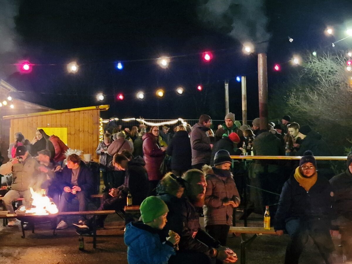 Weihnachtsmarktstimmung bei der Weihnachtsfeier des SV Kohlberg