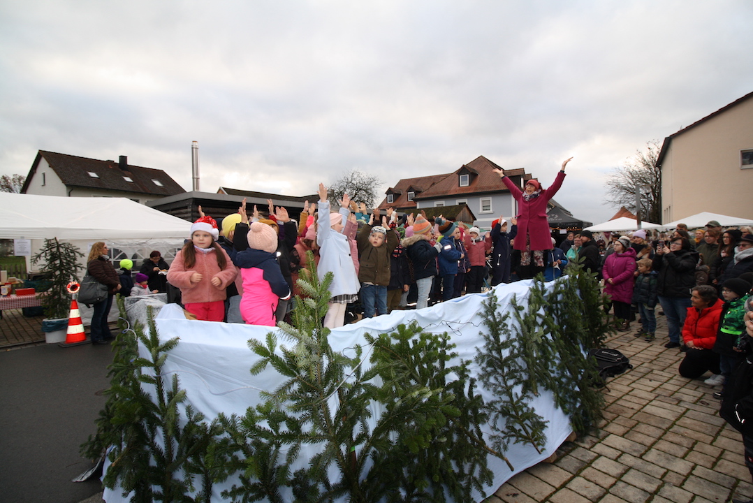 Weihnachtsmarkt-Erlös für den guten Zweck