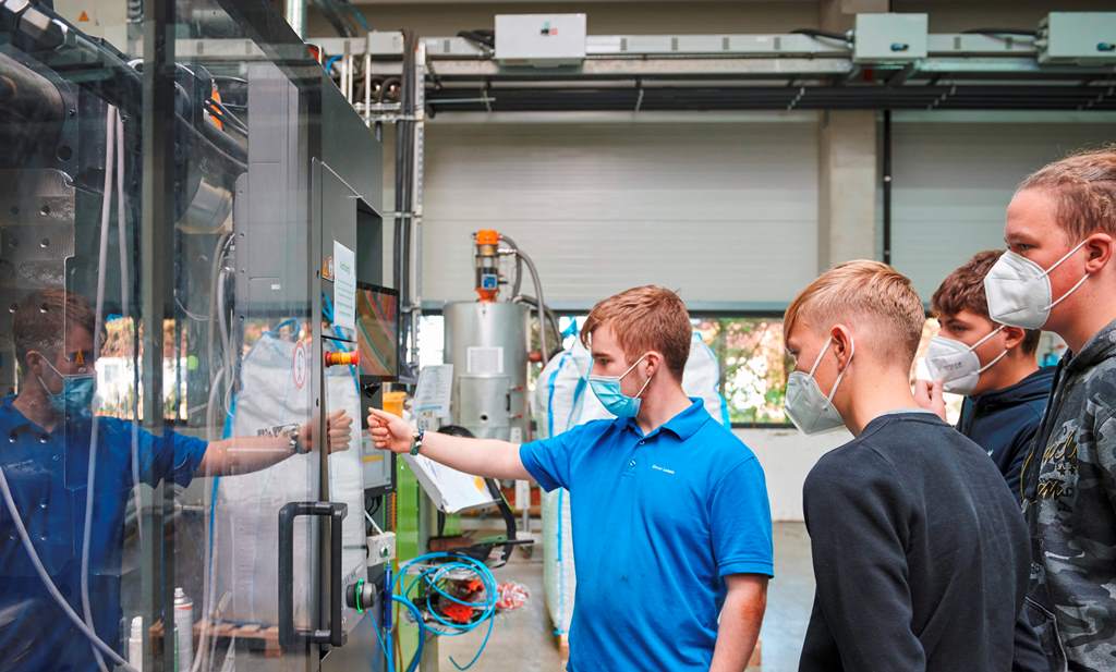 Eine Woche Praktikum in vier Unternehmen und einer Hochschule