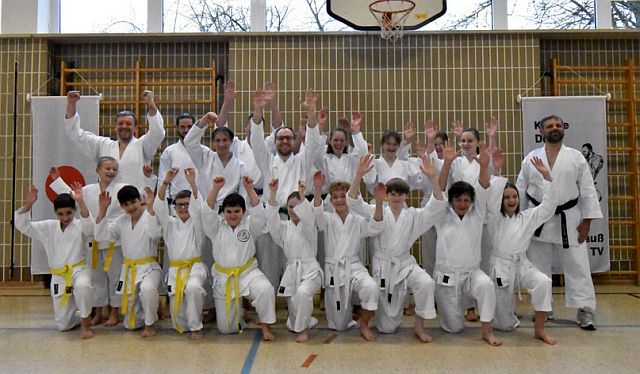 Geschafft! Karate Ka’s aus Vohenstrauß erringen neuen Kyu-Grad