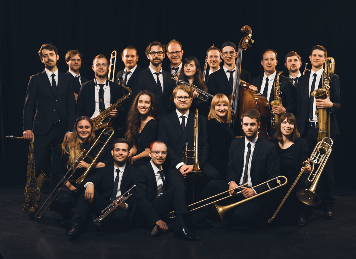 Jazzrausch Bigband gastiert in Weiden: Weihnachtskonzert der Extraklasse