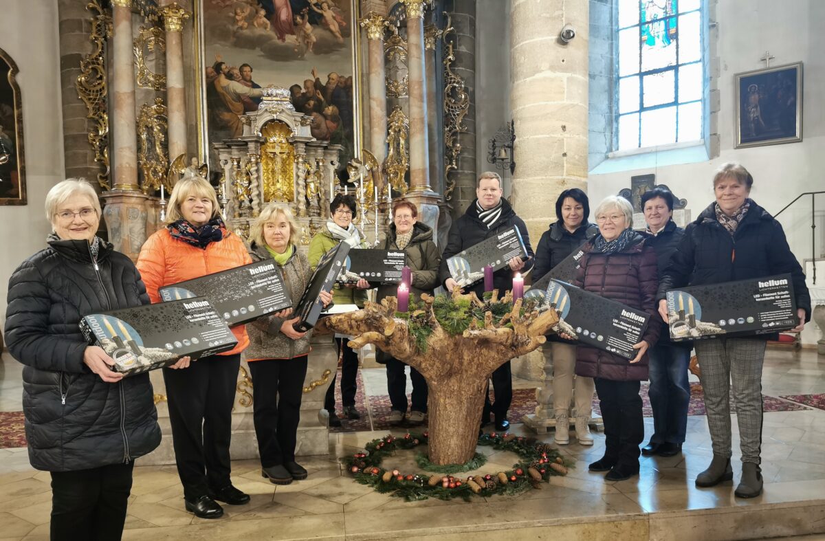Kräuterbuschen für neue Christbaumbeleuchtung