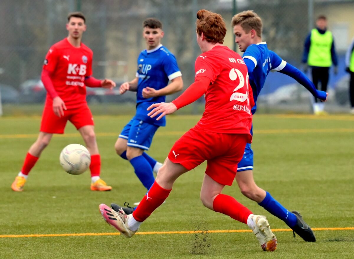 Oberpfalzderby in Cham endet für die SpVgg SV Weiden mit einer Niederlage