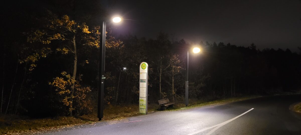 Bushaltestelle „Schützenheim“ mit Solarleuchten ausgestattet