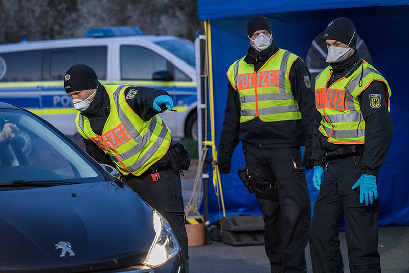 Körperverletzung, Fahren ohne Fahrerlaubnis und Diebstahl – drei Haftbefehle vollstreckt