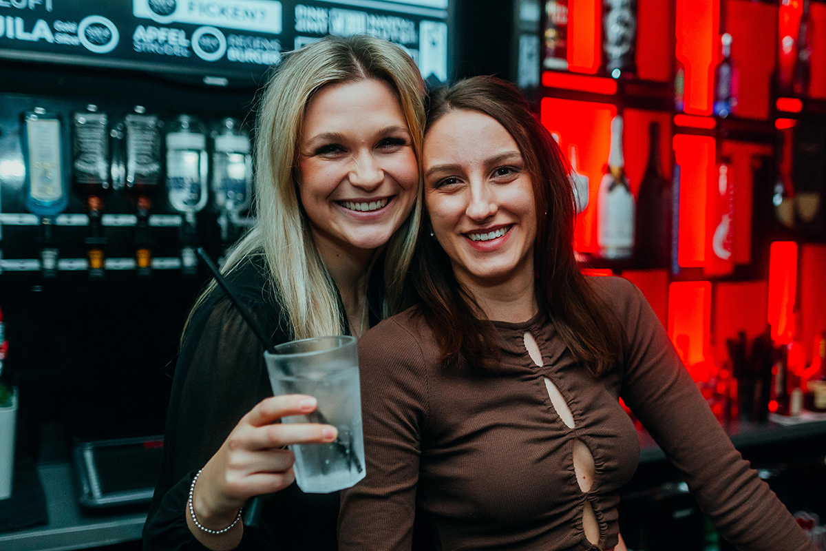 Bildergalerie: Partyalarm garantiert – Weihnachtsfeier im Hashtag Weiden