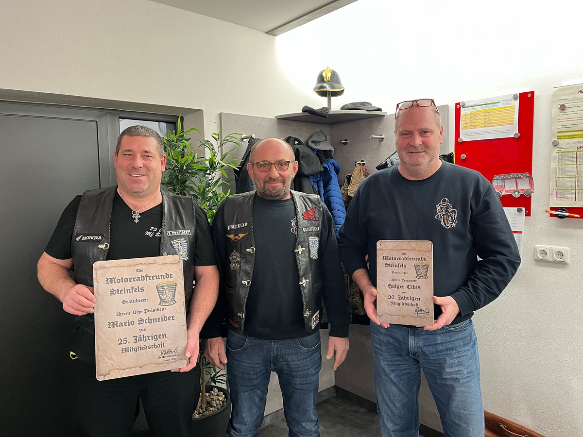 Große Ehrungen bei den Motorradfreunden Steinfels