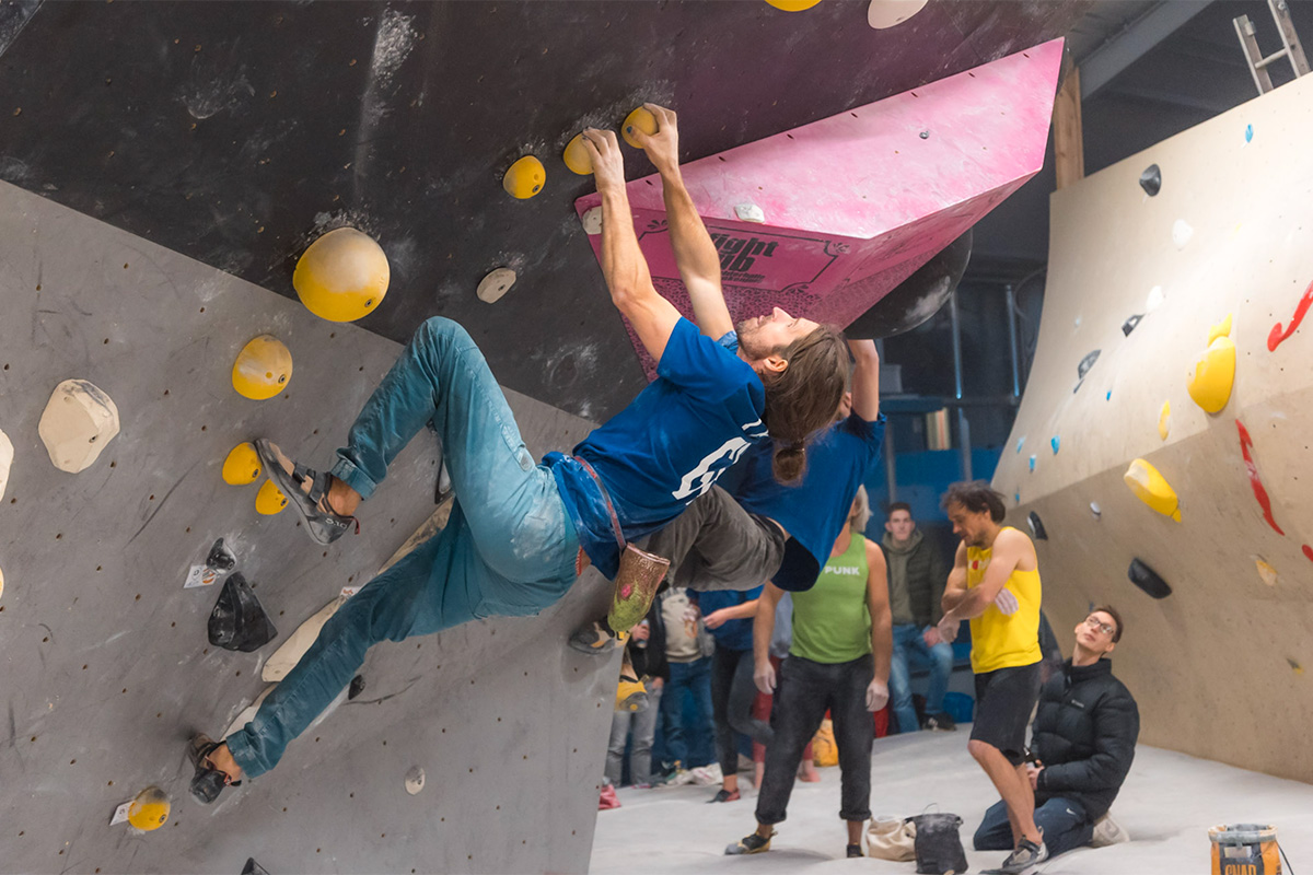 Spaßiger Kletterwettkampf beim Boulderverein Glashaus in Weiden