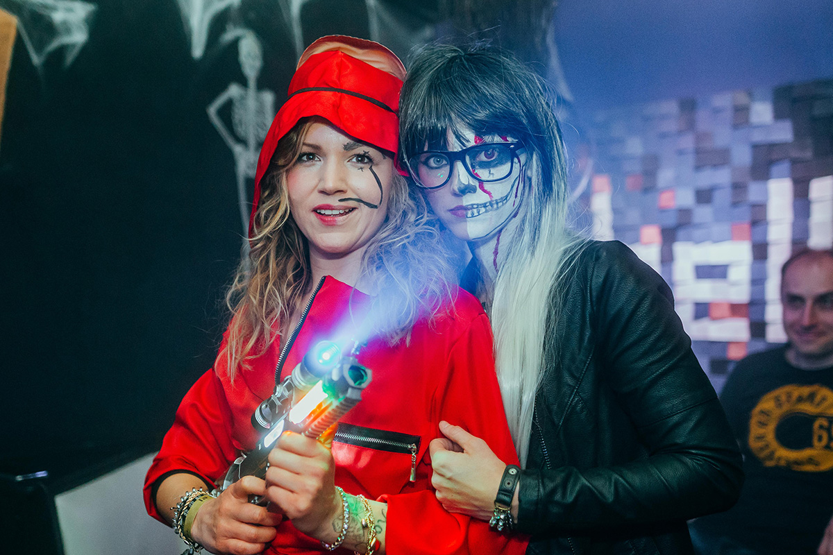 Bildergalerie: So heiß wird beim Monster-Ball im La Belle in Waidhaus gefeiert