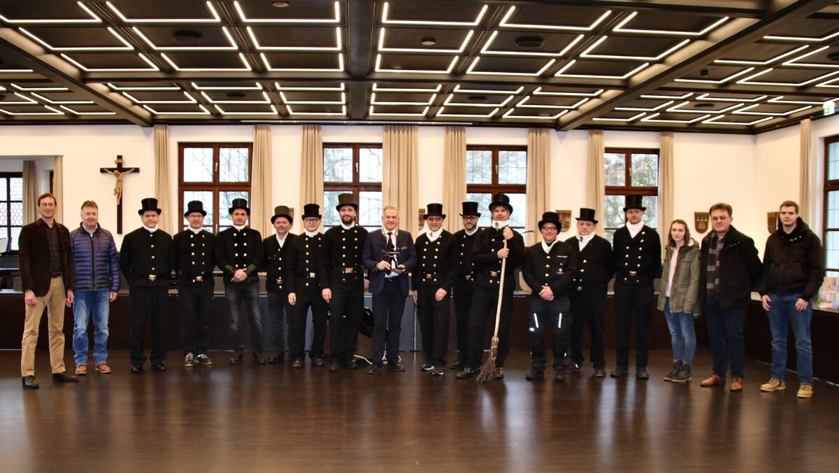 „Glücksbringer“ zu Besuch beim Landrat