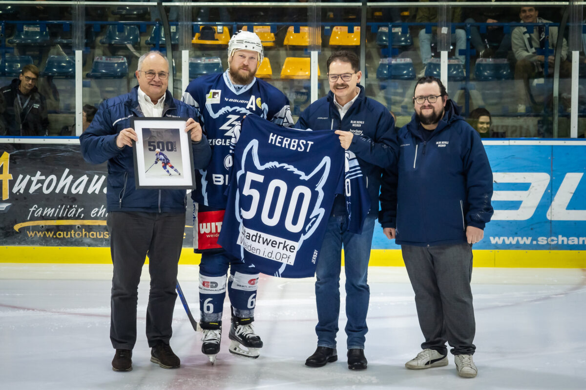 Blue Devils zeichnen Ralf Herbst für 500 Spiele aus