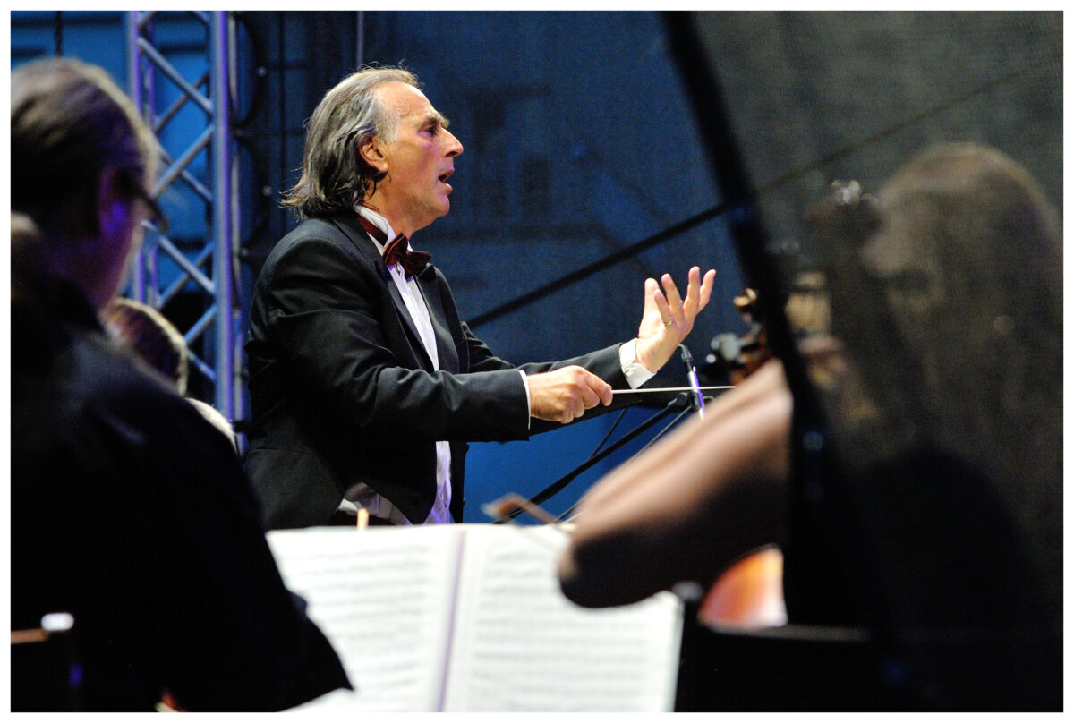 Renommierte Philharmoniker geben Neujahrskonzert in Mitterteich