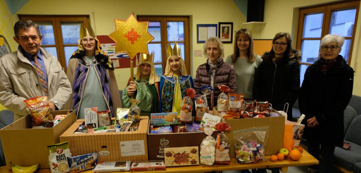 Flosser Sternsinger spenden für Tafel