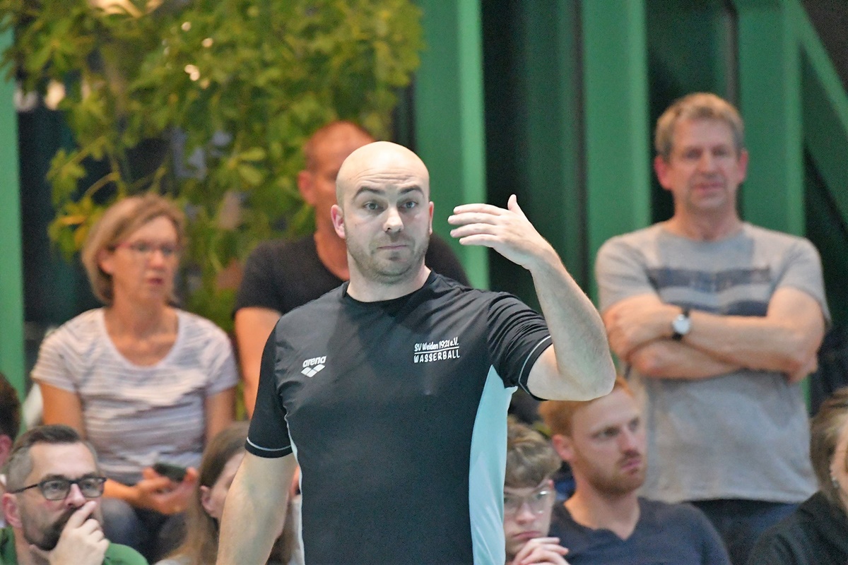 Wasserball:  Würzburg steigt in Weiden ins Becken