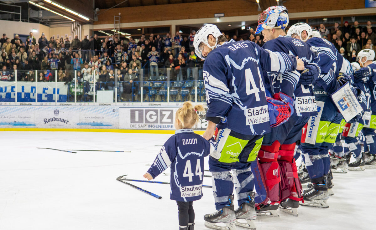 Fans aufgepasst: Zweiter Blue Devils Family Day und Blaulichttag