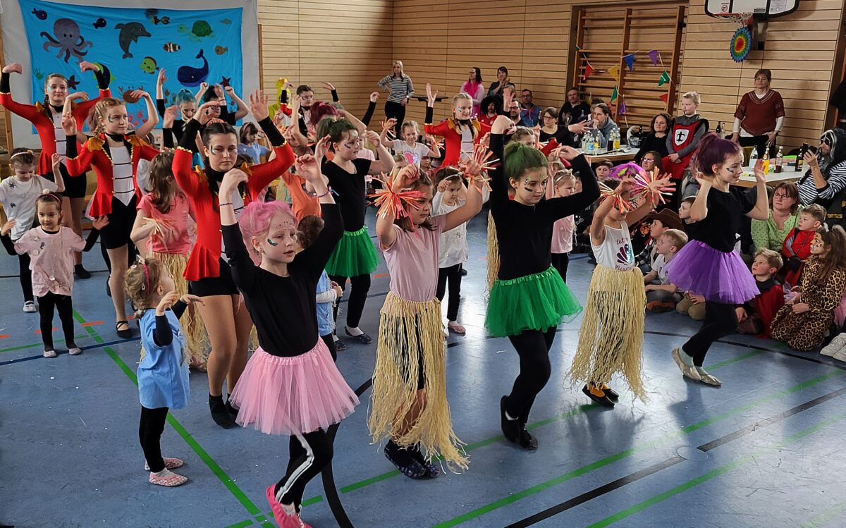 Jede Menge Spaß beim Kinderfasching in Luhe