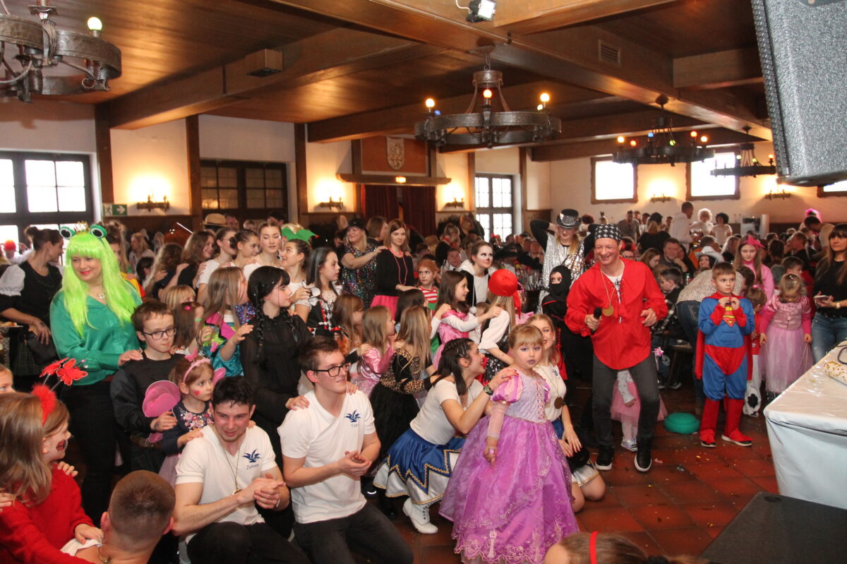 Hurra und Helau: Der Fasching tobt in Pleystein